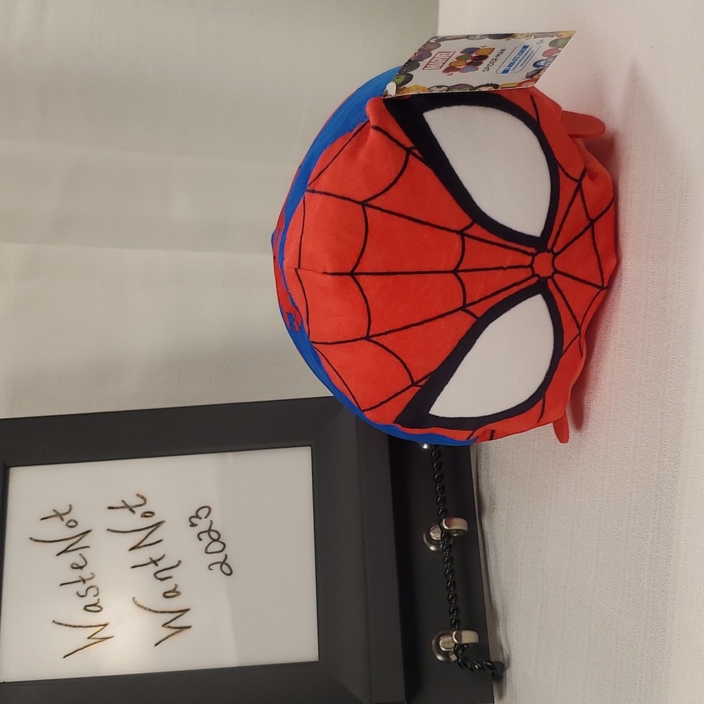 BNWT Marvel's Spider Man Tsum Tsum 6"
